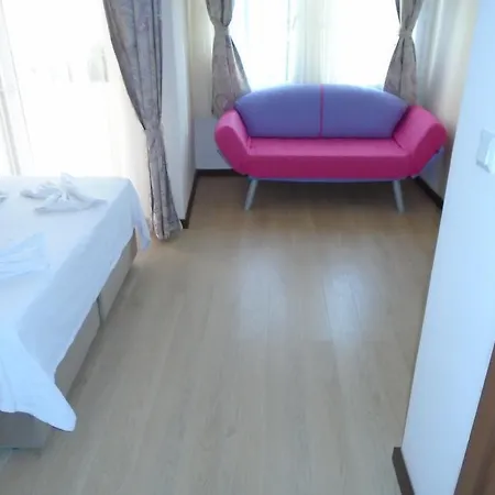 شقة Lacin