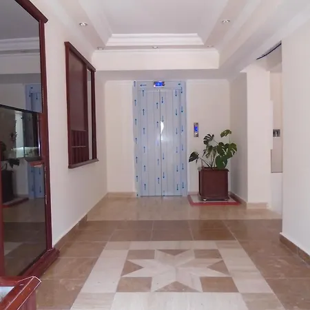 Lacin Apartment *