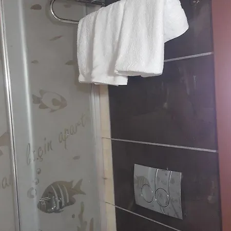 Apartment Lacin *